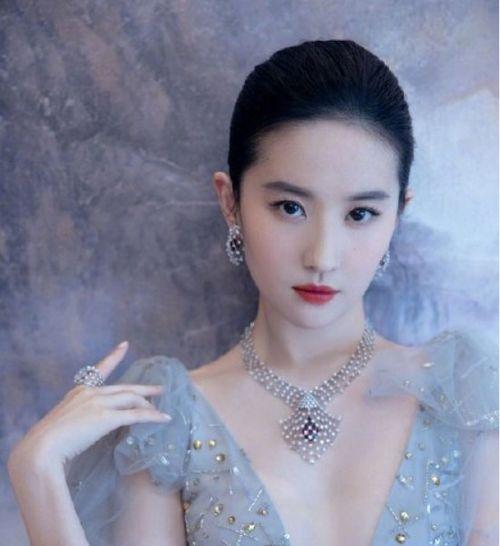 李现和刘亦菲最新爆料,揭秘幕后故事与精彩瞬间  第2张